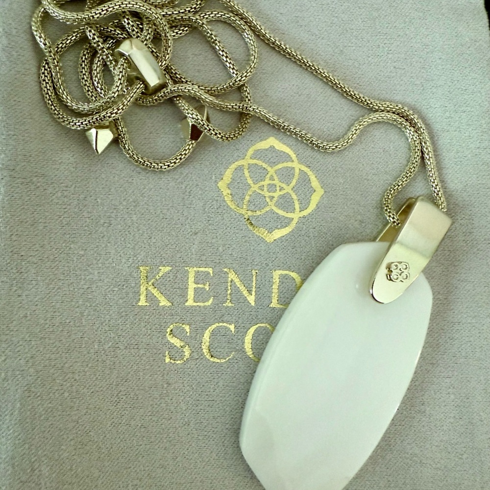 Kendra Scott Inez Pendant Necklace